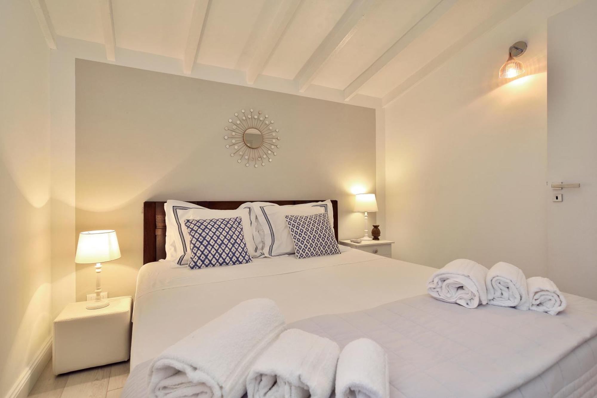 Romantic House Porto Ulisse Apartman Santa Maria Del Focallo Szoba fotó